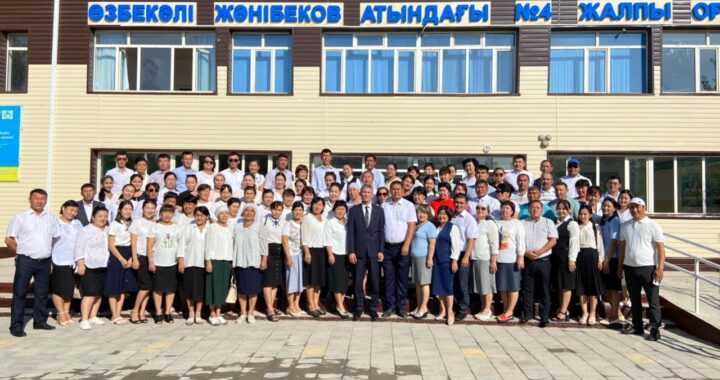 БІЛІМ БЕРУ МАЗМҰНЫН ЖАҢАРТУ ЖАҒДАЙЫНДА «ЦИФРЛЫ ҰСТАЗ» БІЛІМ БЕРУ ЖОБАСЫ АРҚЫЛЫ БІЛІМ МЕН ТӘРБИЕНІ ҰШТАСТЫРА ОТЫРЫП, ОҚУШЫЛАРДЫҢ ФУНКЦИОНАЛДЫҚ САУАТТЫЛЫҒЫН АРТТЫРУ